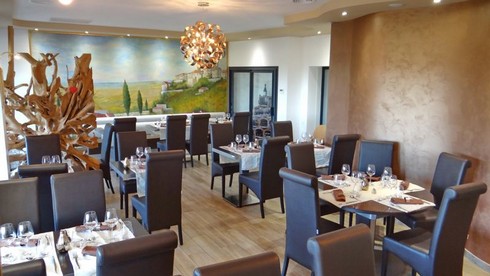 restaurant-interieur-la-tour